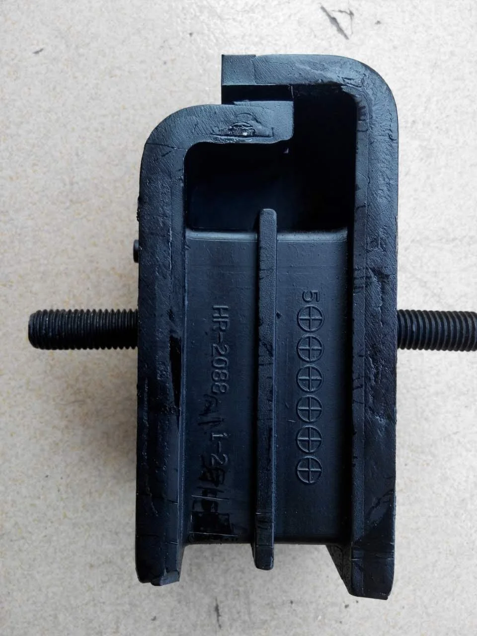 ゲッツ  取り置き High Quality Excavator Parts - Reliable Engine Cushions