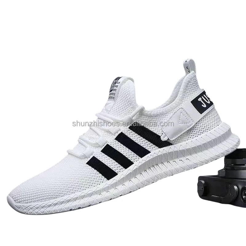 Low price Henan custom mesh breathable light weight low MOQ in stock men big size sports shoes slip on running shoes men's shoes