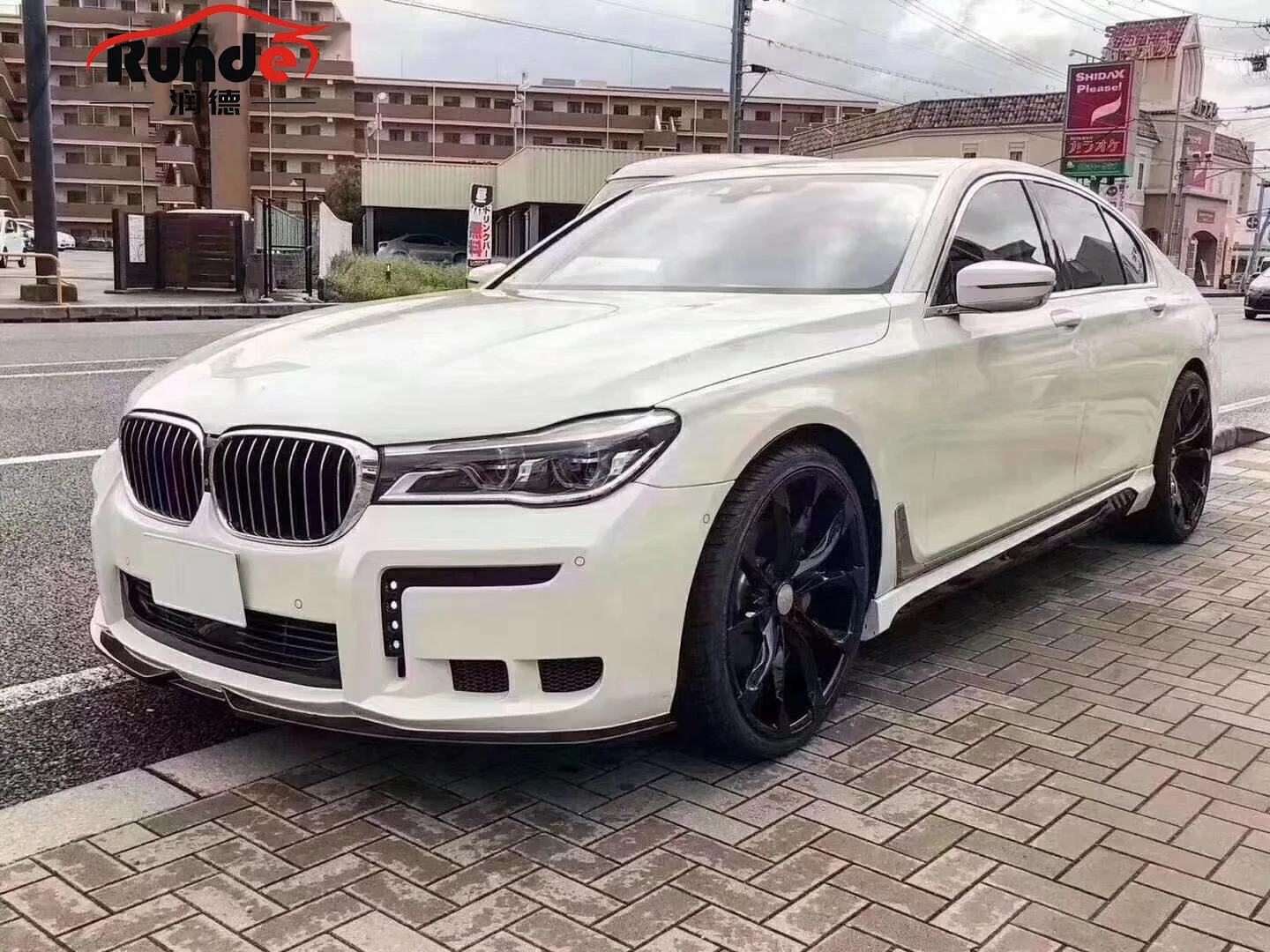 RD WD Style FRP Material Wide Body Kits Front Rear Bumper Side Skirts for BMW 7 Series G11 G12 Body Kit