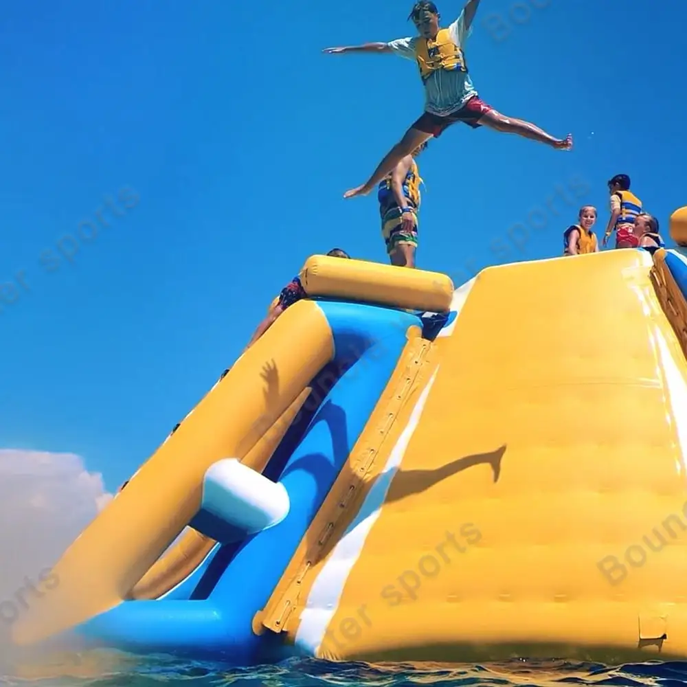 Greece Outdoor Inflatable Floating Water Park Games / Inflatable Sea