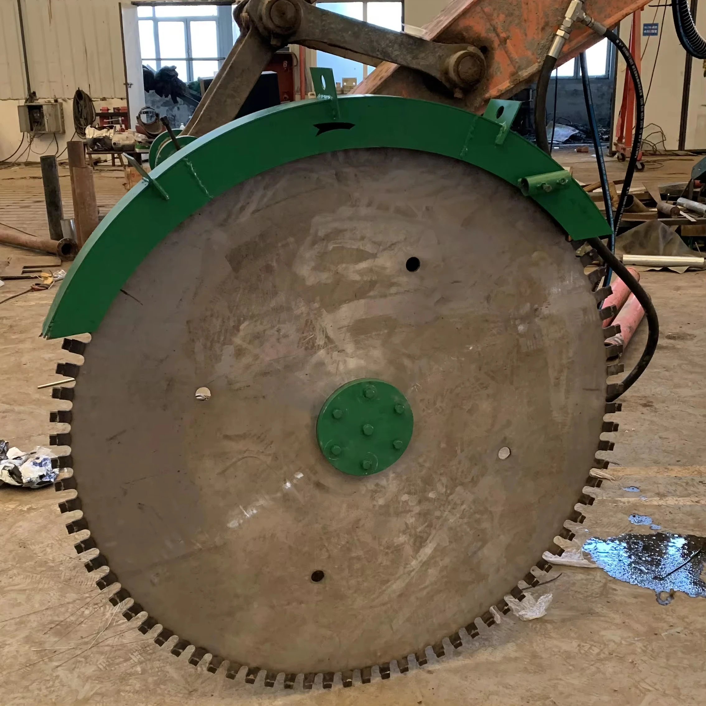 Excavator Stone Saws for Cutting Concrete and Stones