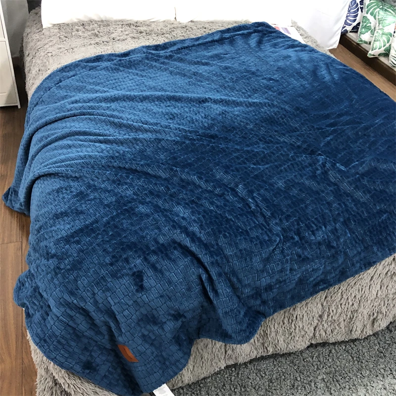 Двойные сверхтяжелые простые Стильные настраиваемые норковые жаккардовые плюшевые одеяла для зимы