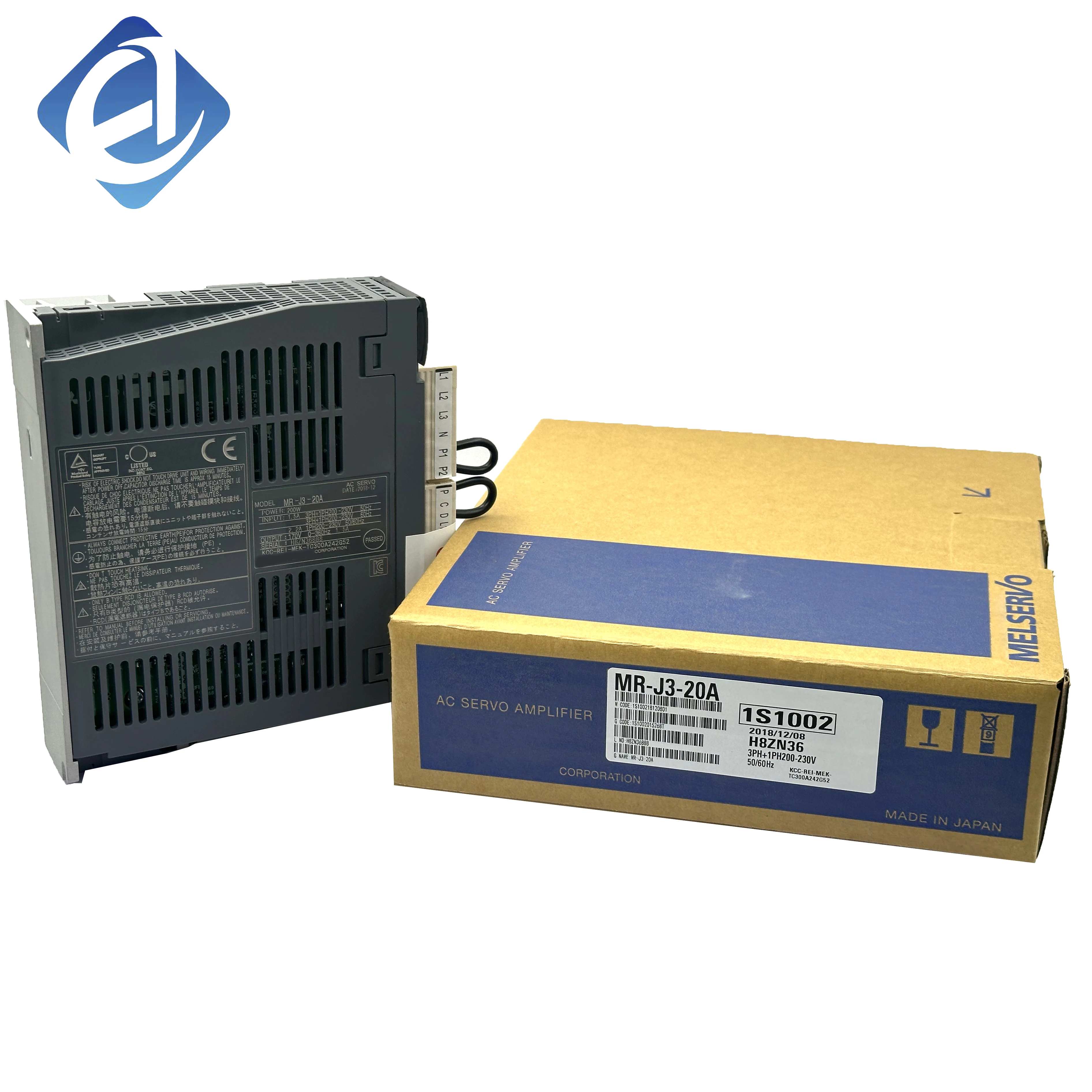 Amplifikator i ri origjinal i motorit servo MR-J3-20A, seri MR-J3, 200 W. Realizon kontroll të pozicionit, shpejtësisë dhe momentit me saktësi të lartë, me përgjigje të shpejtë dhe funksionim me zë të ulët. Përdor një algoritëm të avancuar të kontrollit