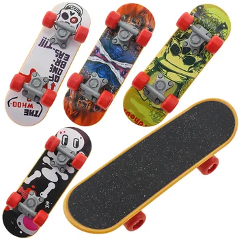 BunnyHi HB036 Hot Sales Finger Sports Novelty Toy Gift Fingerboard Mini Finger Skateboards Toys Finger Boards For Kids Children