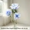 Solo teste di fiori blu sfumati