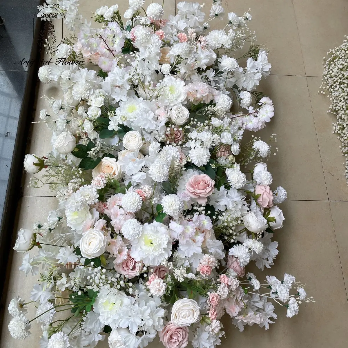 Luxury Hydrangea Rose Table Runner - Perfect for Weddings