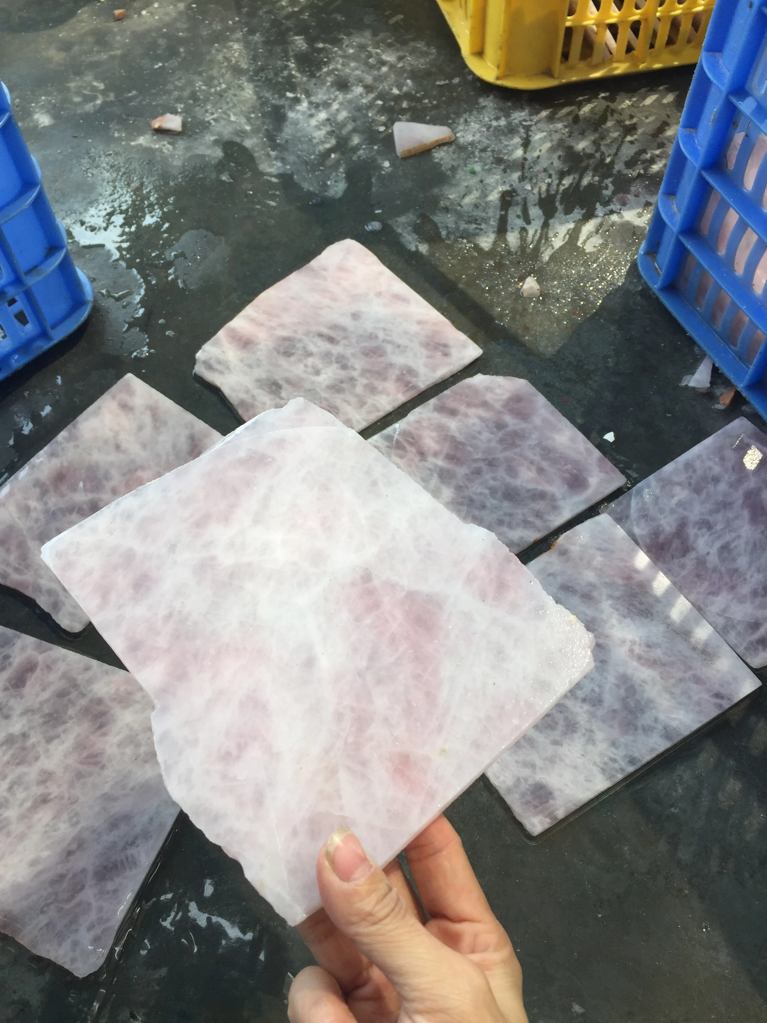 Полудрагоценный камень Хрустальная подставка для чашки с аметистом