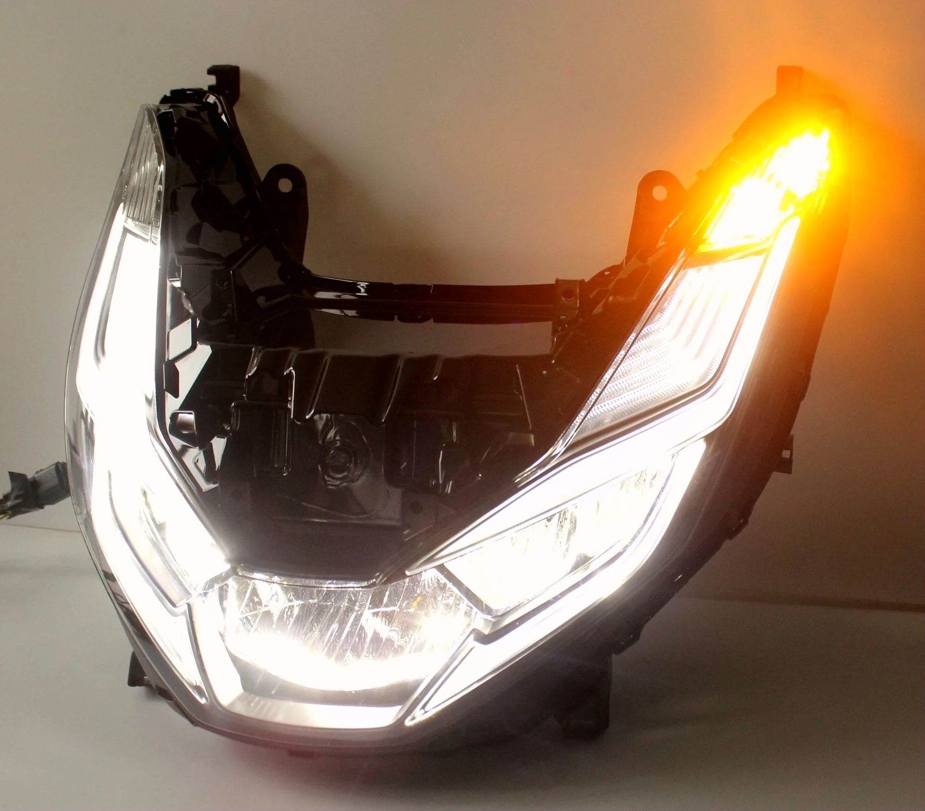 JF56 KF18 PCX125 150 ホンダ 純正 LEDヘッドライト 綺麗 ホンダ PCX125 JF56 PCX150 KF18 純正タイプ ヘッドライト