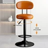 Pied orange-noir