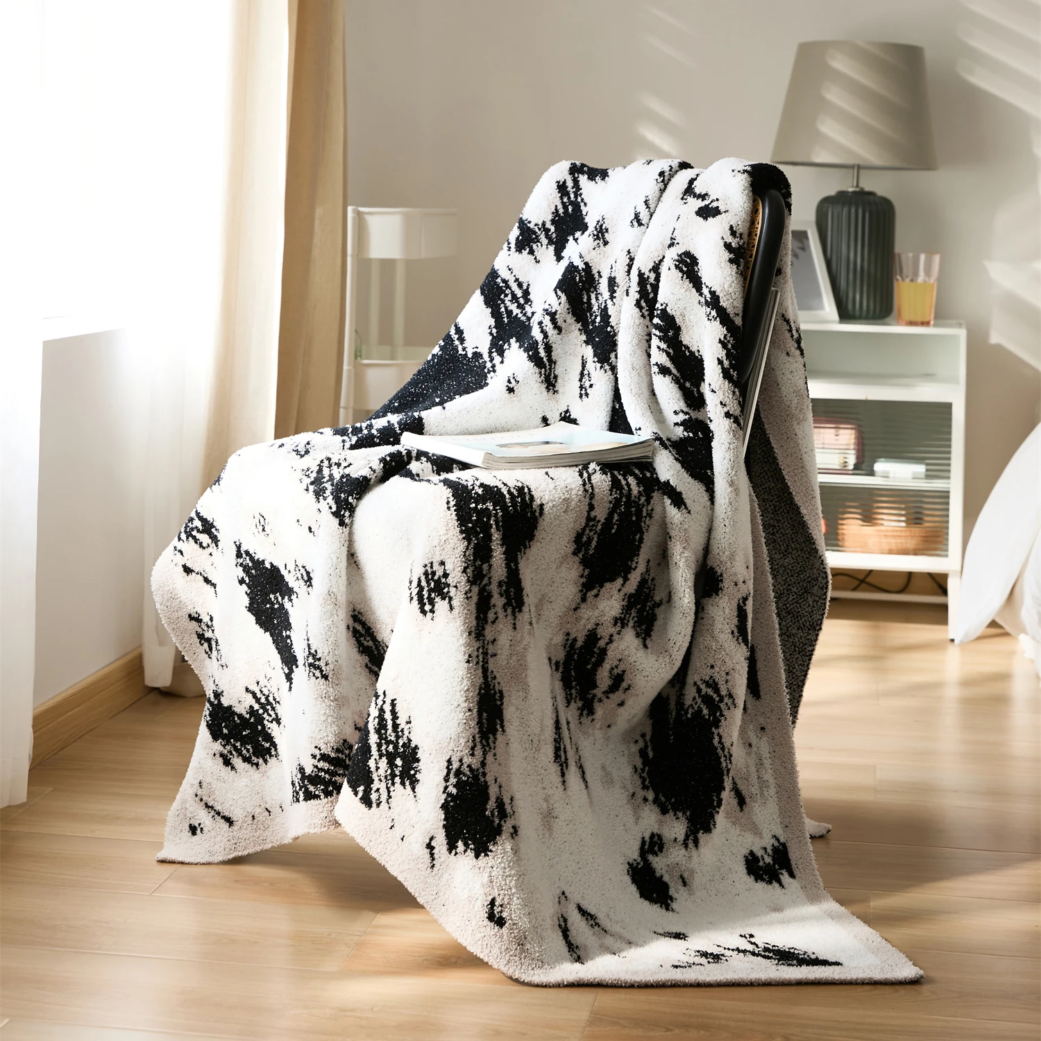 Wholesale Low Price 100% Polyester Knitted Throw Blanket For Winter and Home Decoration Sofa BJFG manufacture