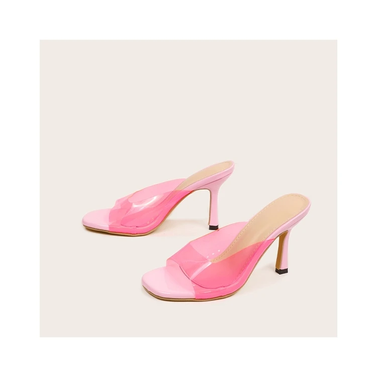 Los 26 zapatos y sandalias transparentes low-cost que toda fan del street  style querrá tener en su armario