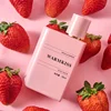 Milkshake alla fragola floreale