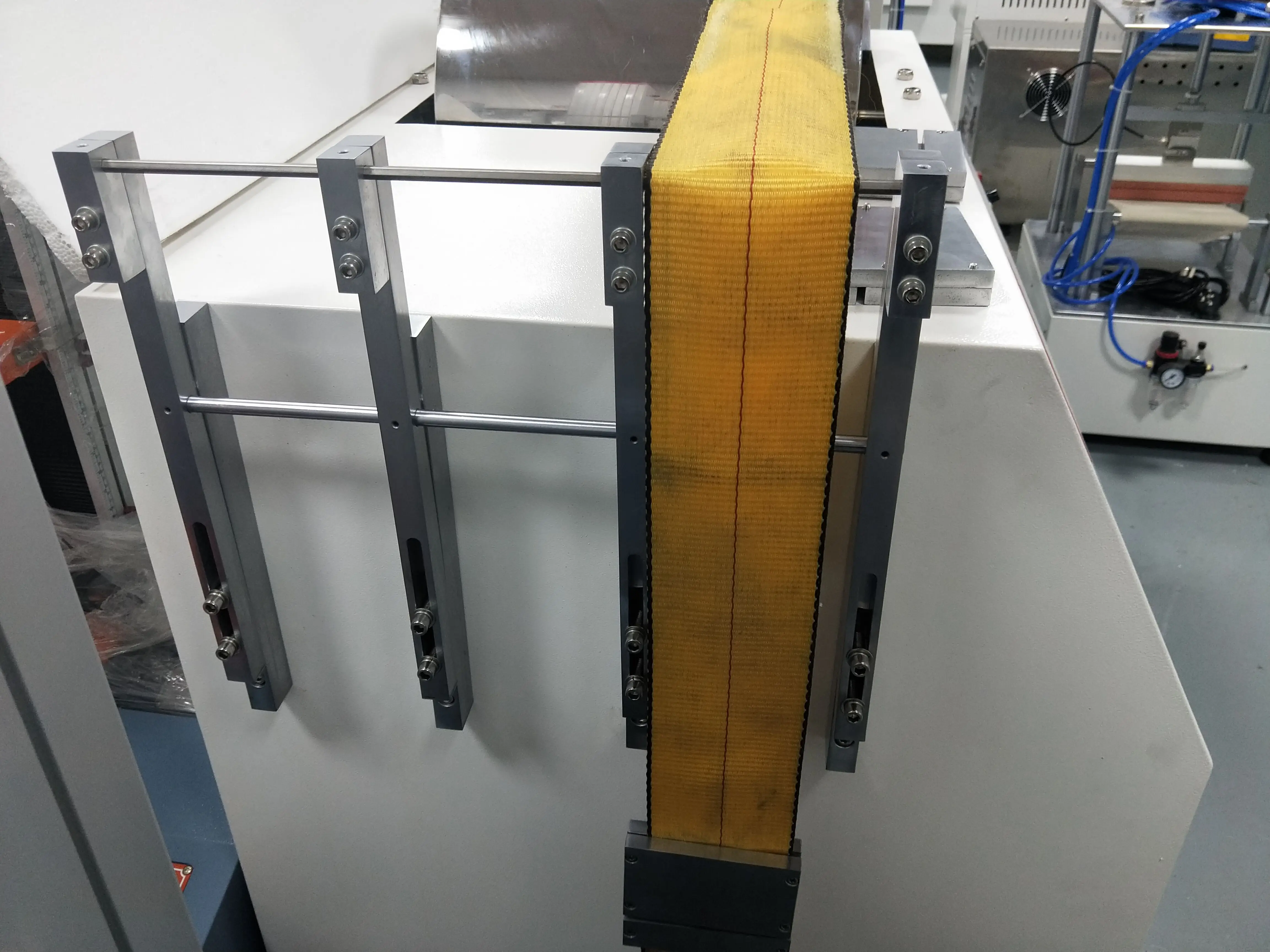 ASTM D6770 Ribbon Webbing Abrasion Tester Ribbon Webbing Abrasion ...