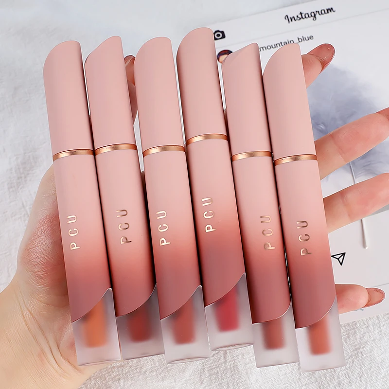 Private Label Matte Liquid Lipstick Makeup Lipstick Wholesale Cruelty Free Lasting Silky Non-sticky Cup Velvet Creamy Lip Gloss