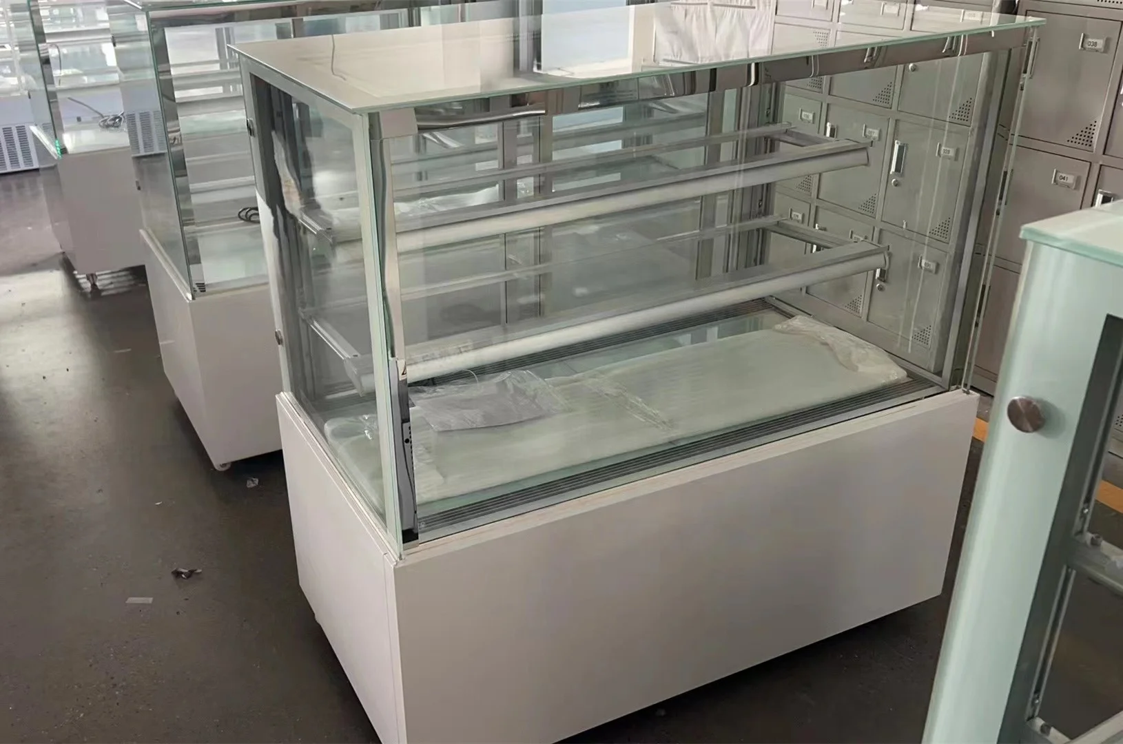 Cake Display Fridge