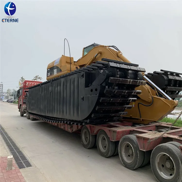 Amphibious Excavator with Floating Pontoon Used in the Water