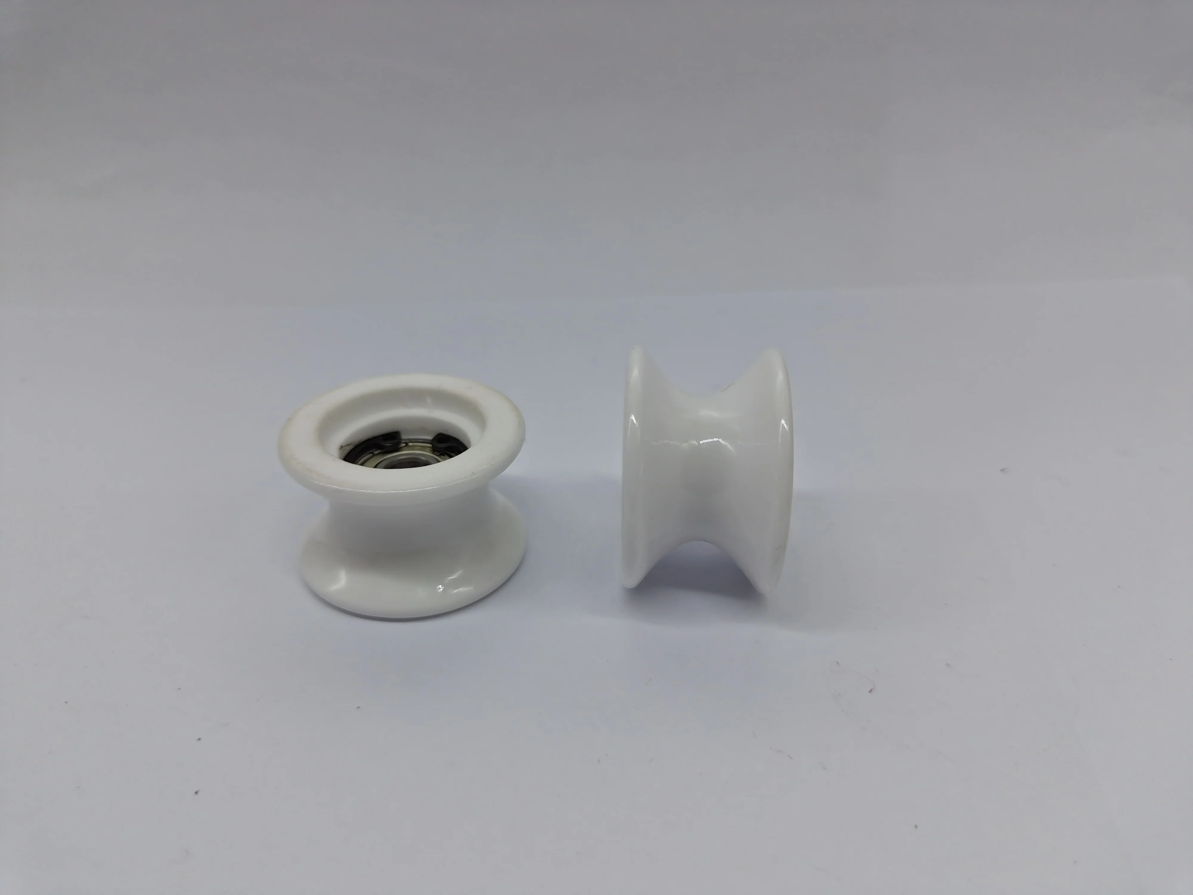 32mm Alumina Ceramic Wire Cable Guides , Pulley Ceramic Wire Rollers