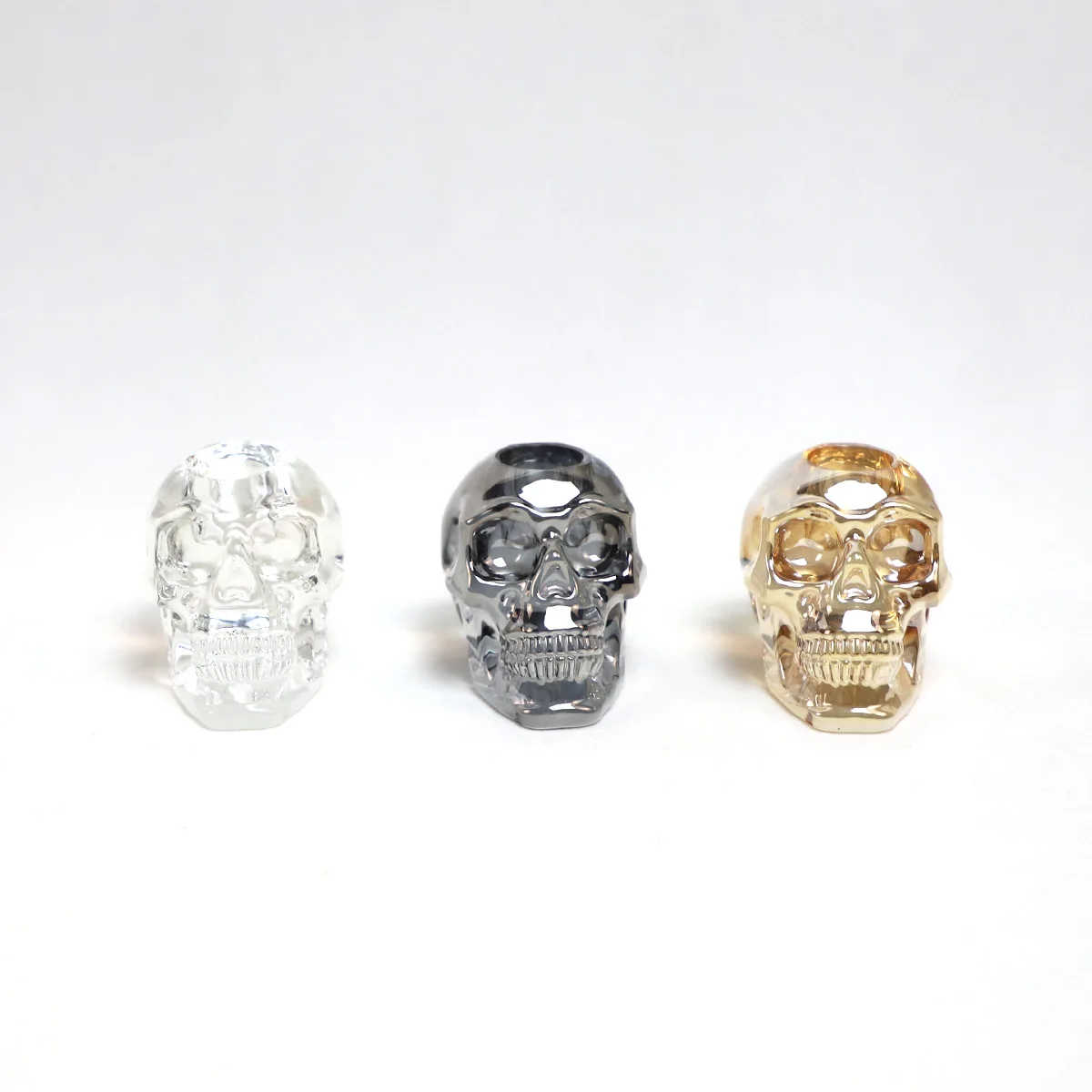 2022 new design skull head shape decorative glass candle holders factory