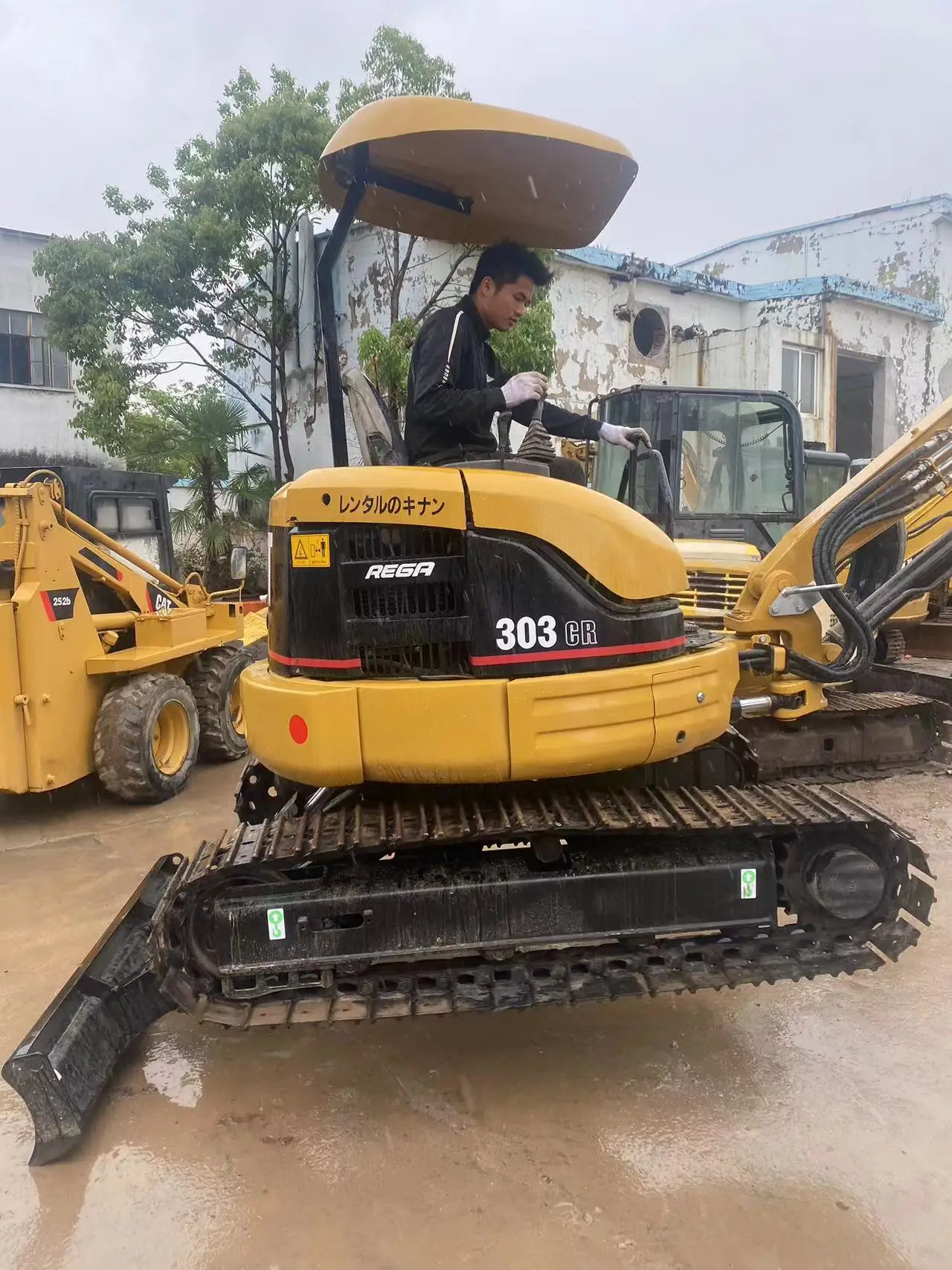 Used Mini 3ton CAT 303cr Excavator Second Hand Crawler Machine Mini ...