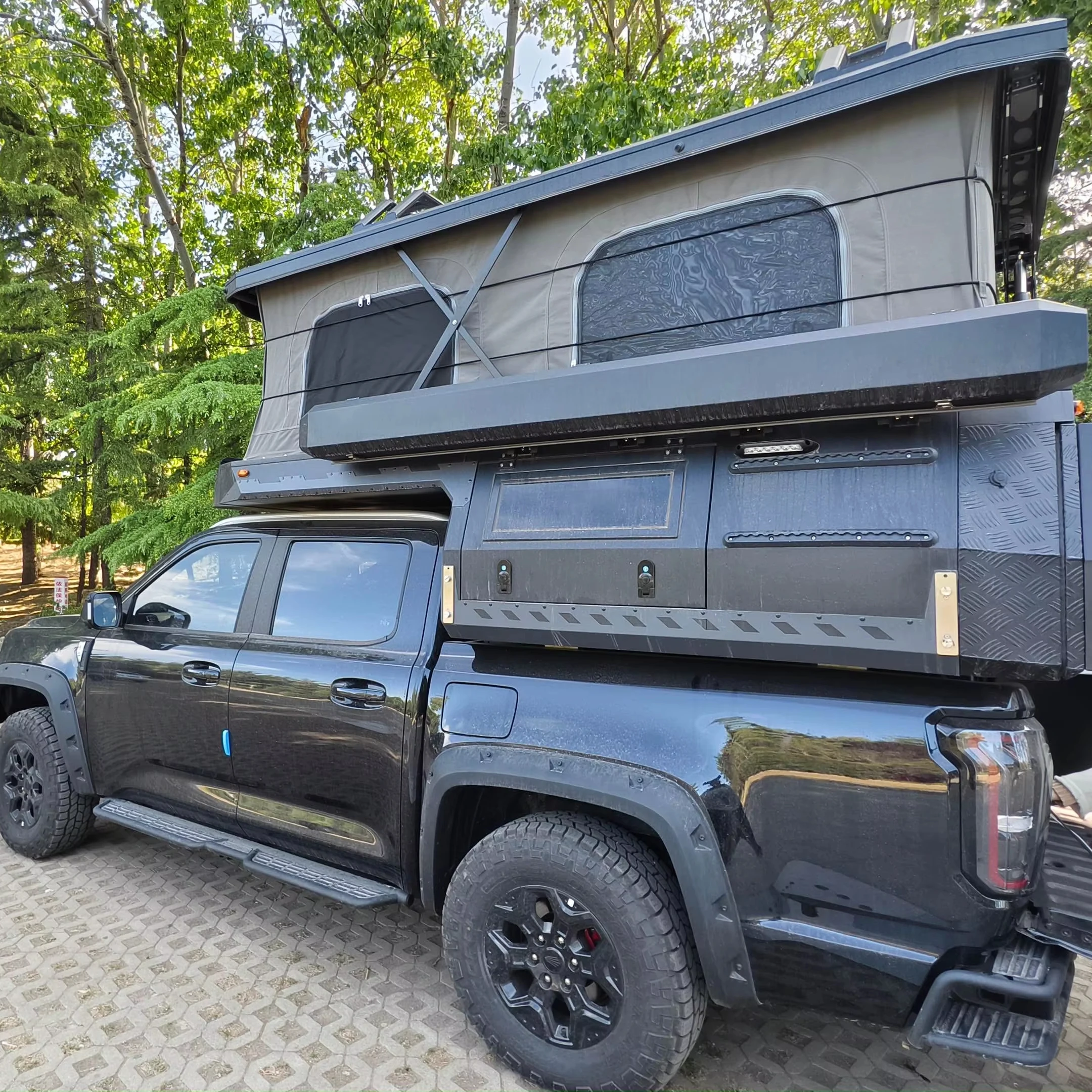 Overland 4x4 pikap kamp prikolica, mini lagana savitljiva kamp prikolica za pričvršćivanje na teretni automobil, prema australskim standardima