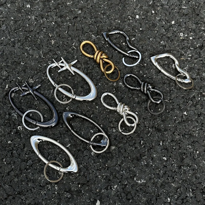Y2K Punk Star Oval Essential Icon Carabiner Keychain