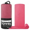 Bolso cilíndrico rojo rosa