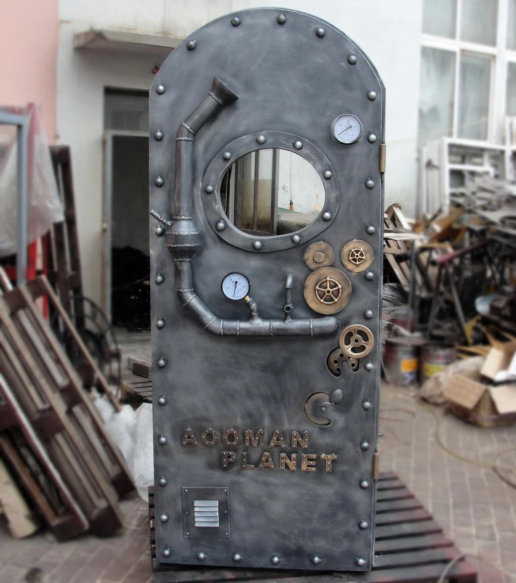 submarine door