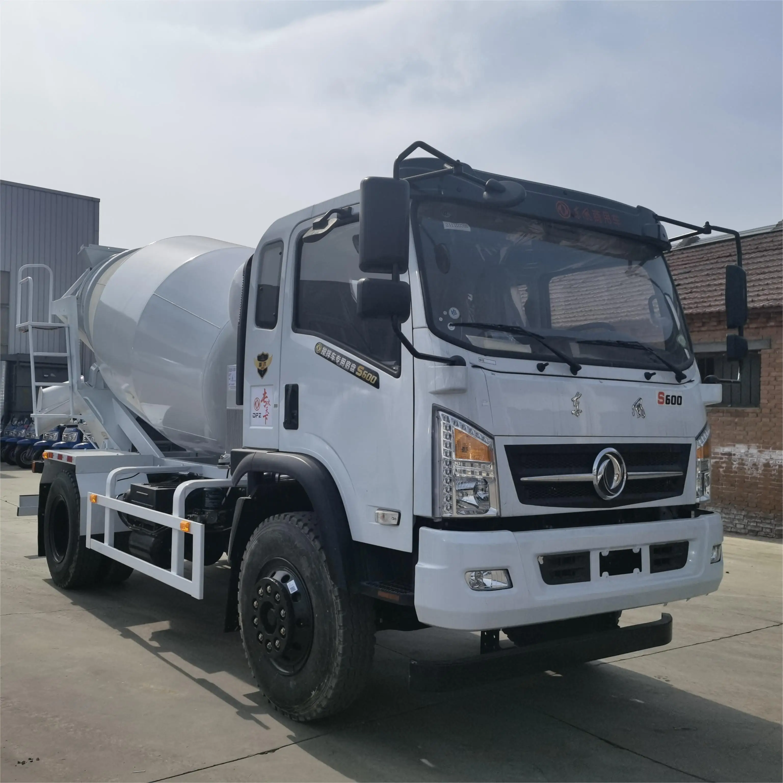2M3 5M3 6M3 7M3 8M3 15M3 20M3 Small Truck Mixer Dimensions Concrete Mixture Truck Business Price for Sale