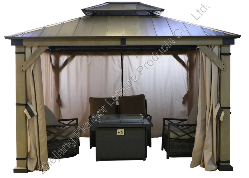 Gazebo n legno con tetto n tegole