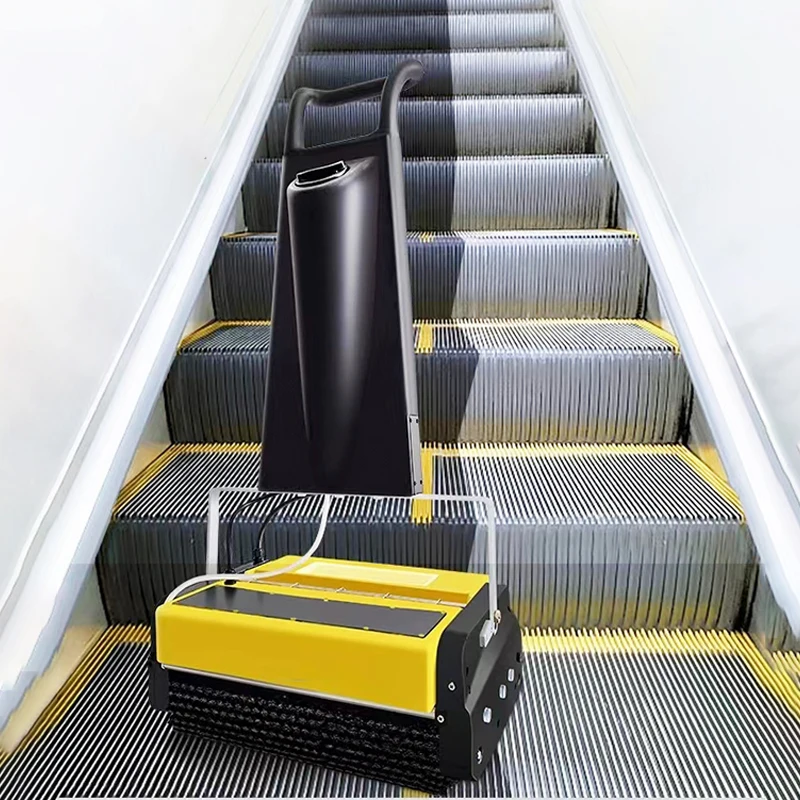 ʻO RW440 kiʻekiʻe kiʻekiʻe o ka papahele scrubber carpet extractor me nā ʻōpala cylindrical counter-rotating ʻelua.