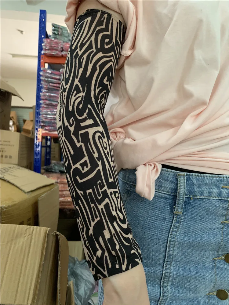 Anti-uv Sun Block Black White Blue Gray Sport Gym Hand Cover Elastic Cycling Arm SleevesPopular Cool Fashion Tattoo Arm Sleeves