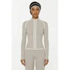 Abbigliamento esterno color albicocca