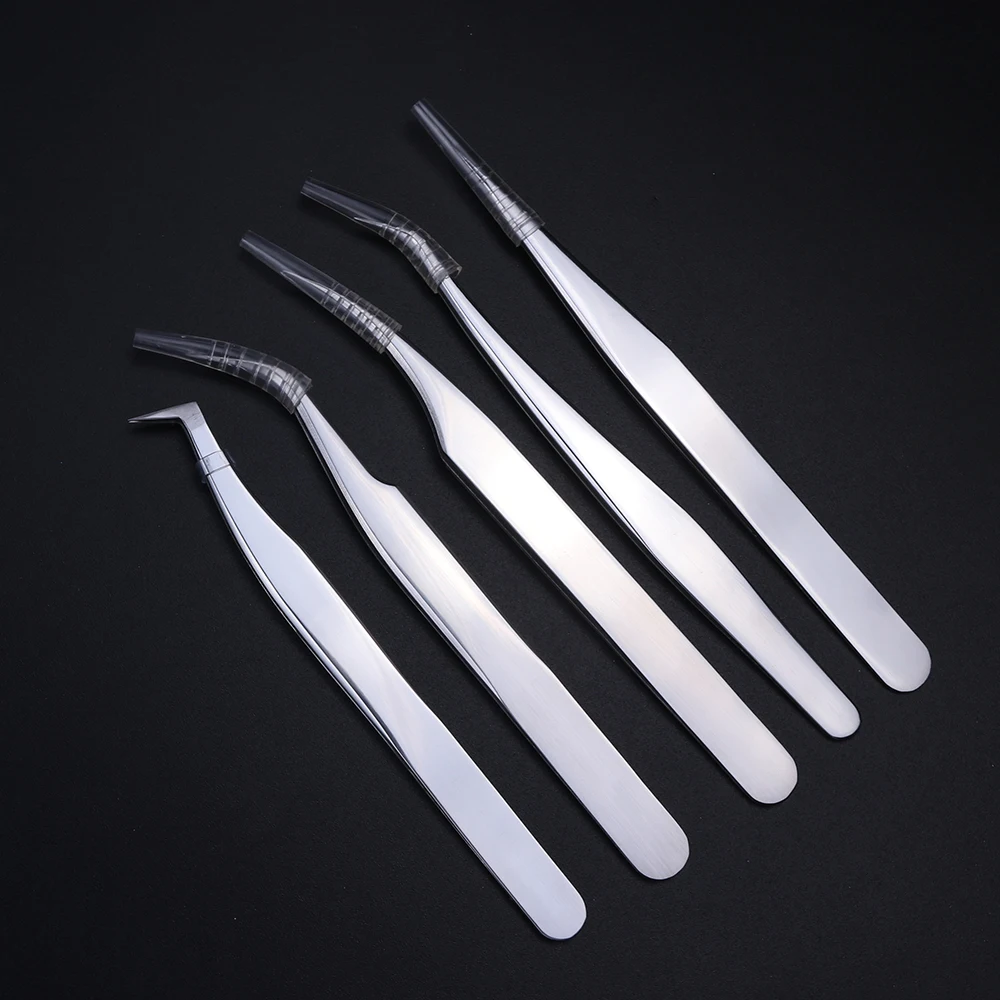 Пинцет для ресниц серебряный