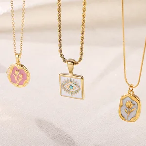 Hot Style Stainless Steel Pendant Necklace for Women Rose Pattern Design 18K Gold Plating Zircon Main Stone High Fashion Jewelry