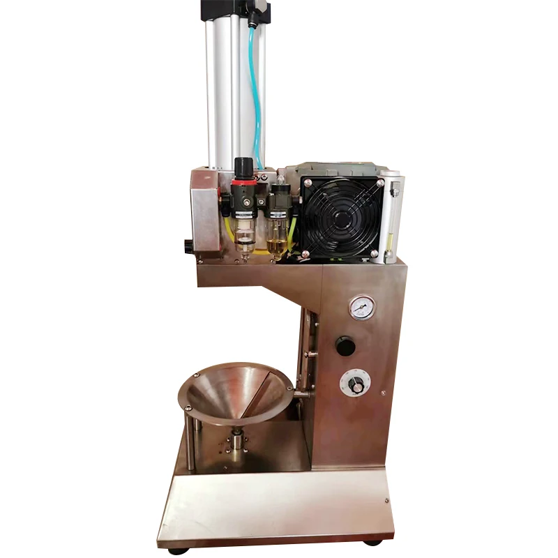 Kerala Fresh Tender Coconut Husk Removing Machine Peeling Machine