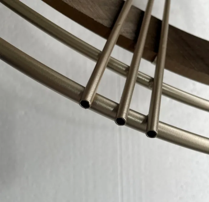 wall clock detail 06.JPG