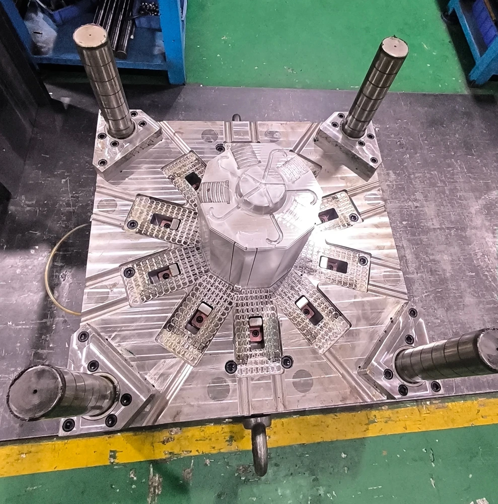 New Custom Injection Mold for Household Use Durable S136 PVC/PP Material Polished Finish for ABS PC Plastic