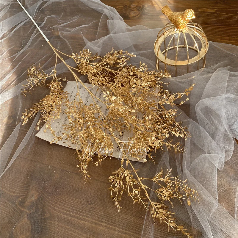 Wholesale Gold Color Plastic Leaves Stage Set Artificial Gold Color