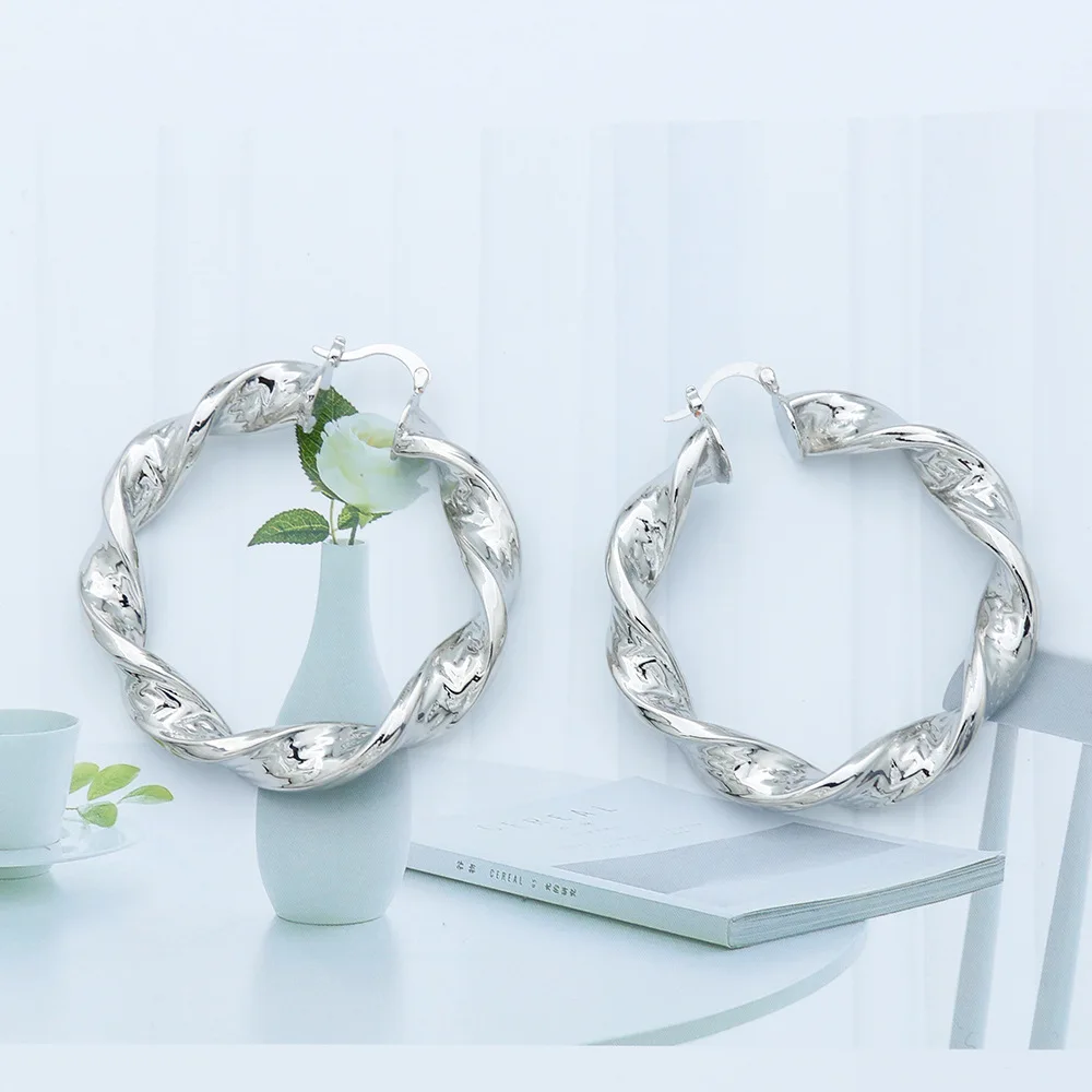 Orecchini A Cerchio Bicolore Mytys – Design Incrociato Intrecciato Argento E Oro, A Clip, Idea Regalo