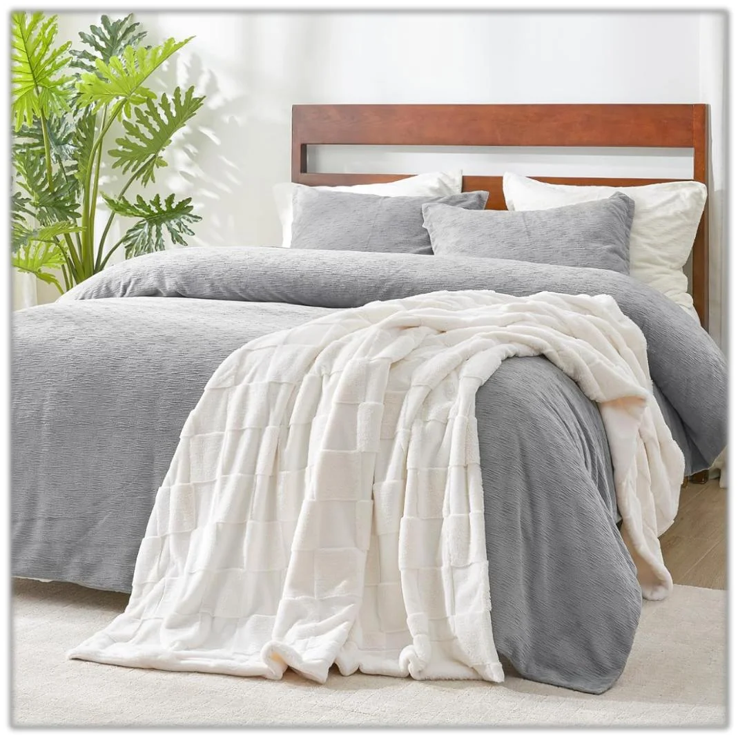 Luxurious Modern Carved Rabbit Plush Throw Blanket Comfortable Soft Solid Woven for Bed Sofa for Winter Bedding Decorative