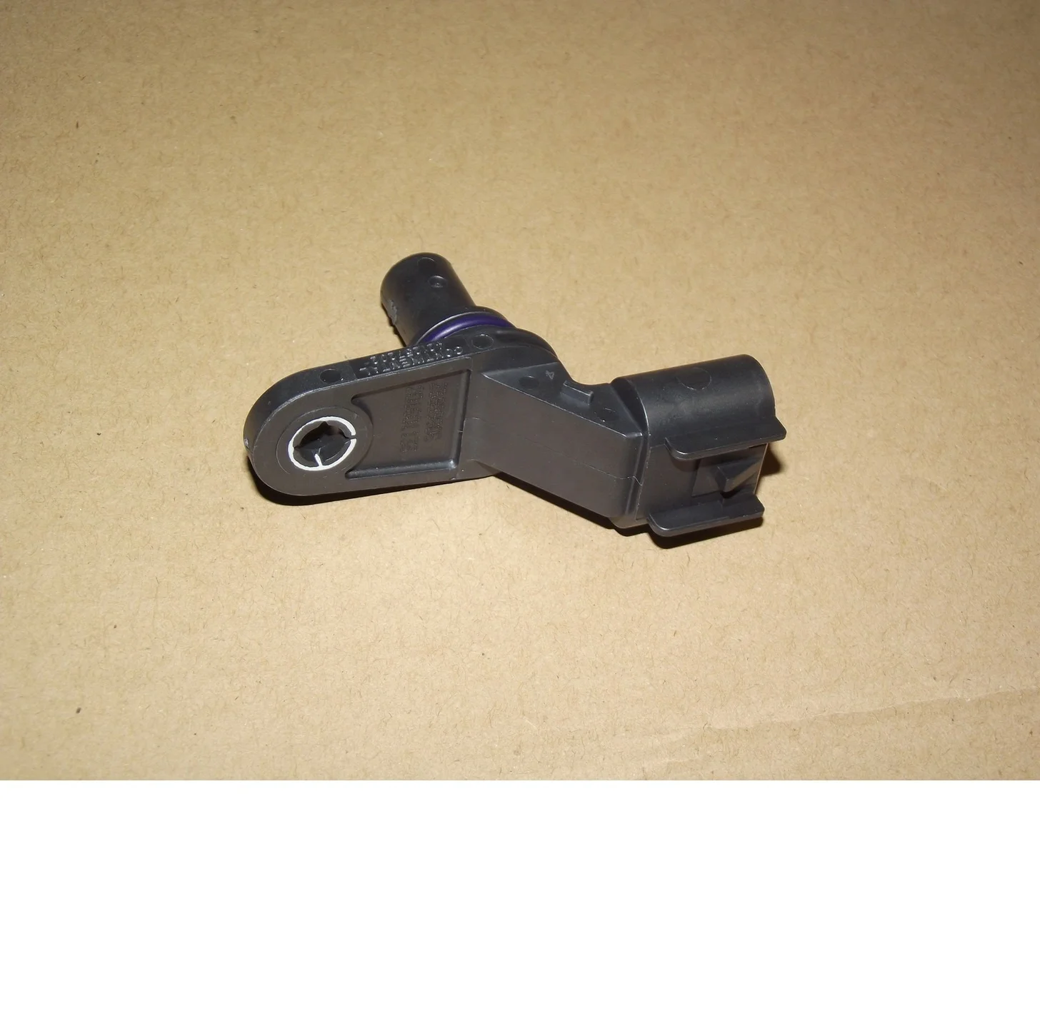 Shop Our Hot Sale Camshaft Position Sensor 23869906 for CHEV