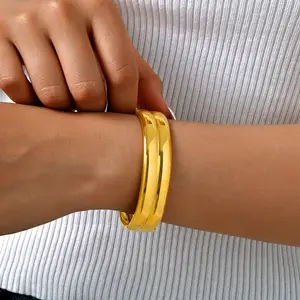 New Design Fashion Women Stainless Steel Plain Cuff Bracelets 18k Gold Plated Bracelet Bangle for Women