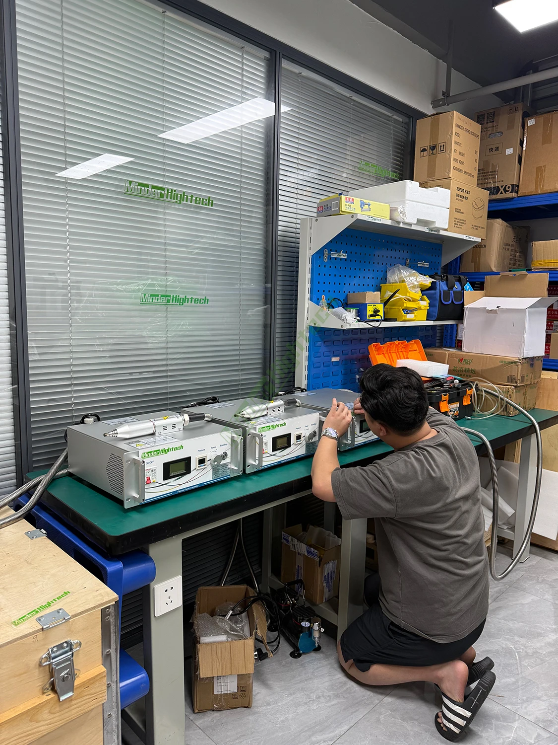 Factory Low Price Customizable Rotating Head Plasma Surface Treatment Machine Plasma Cleaning Machine Plasma Cleaner