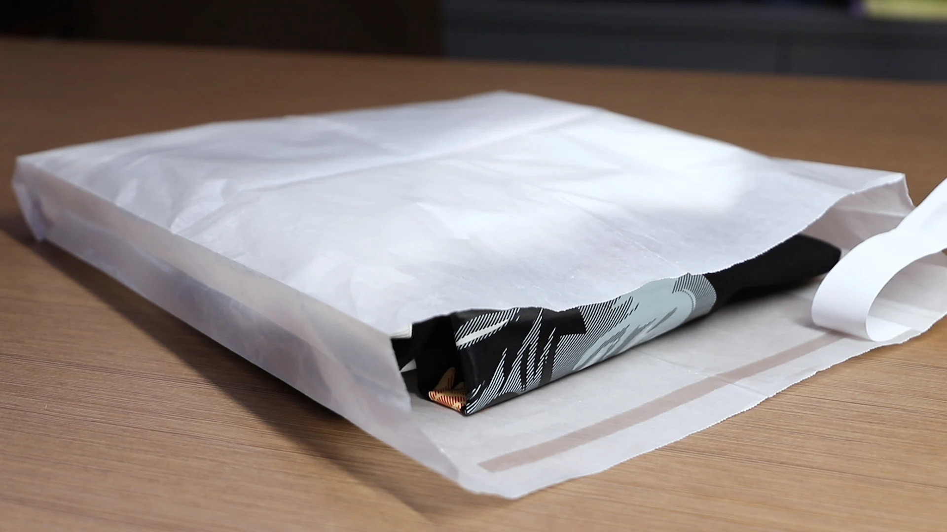 Custom Recyclable Biodegradable Mini Garment Clothing Waxed Wax Glassine Paper Packaging Bag