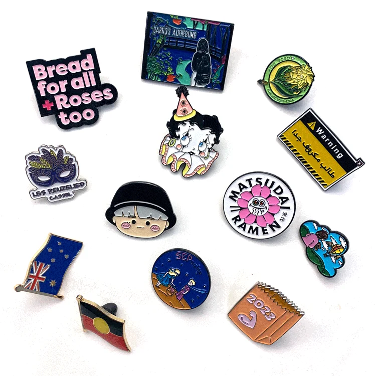 کالا عمده با کیفیت بالا طراحی شخصی جذاب لوگو شخصی نشان های فلزی لوله نرم 0