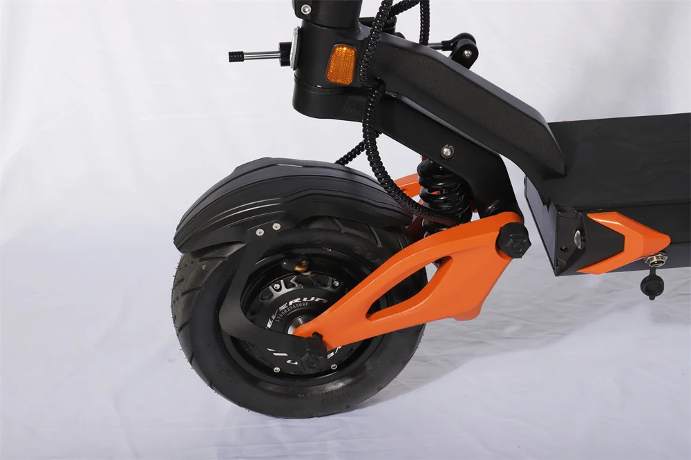 Les Scooters Une Manche Et La Belle10インチ Majestic LEWIS Electric Scooter 10