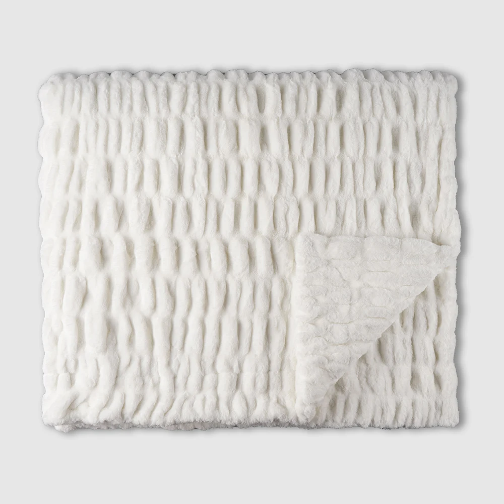 Luxury White Double Sides Warm Thick Ruched Minky Fabric Manufacturer