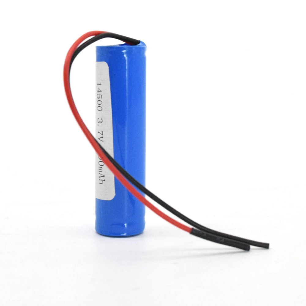 6 Pezzi Batterie Ricaricabili 14500 Li-ion 3.7V 800mAh Con Caricabatterie USB E Connettori SM-2P, Per Auto RC, Barche, Robot E Passeggini
