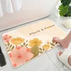 Après-midi parfumé, lumière chaude et ombres de fleurs