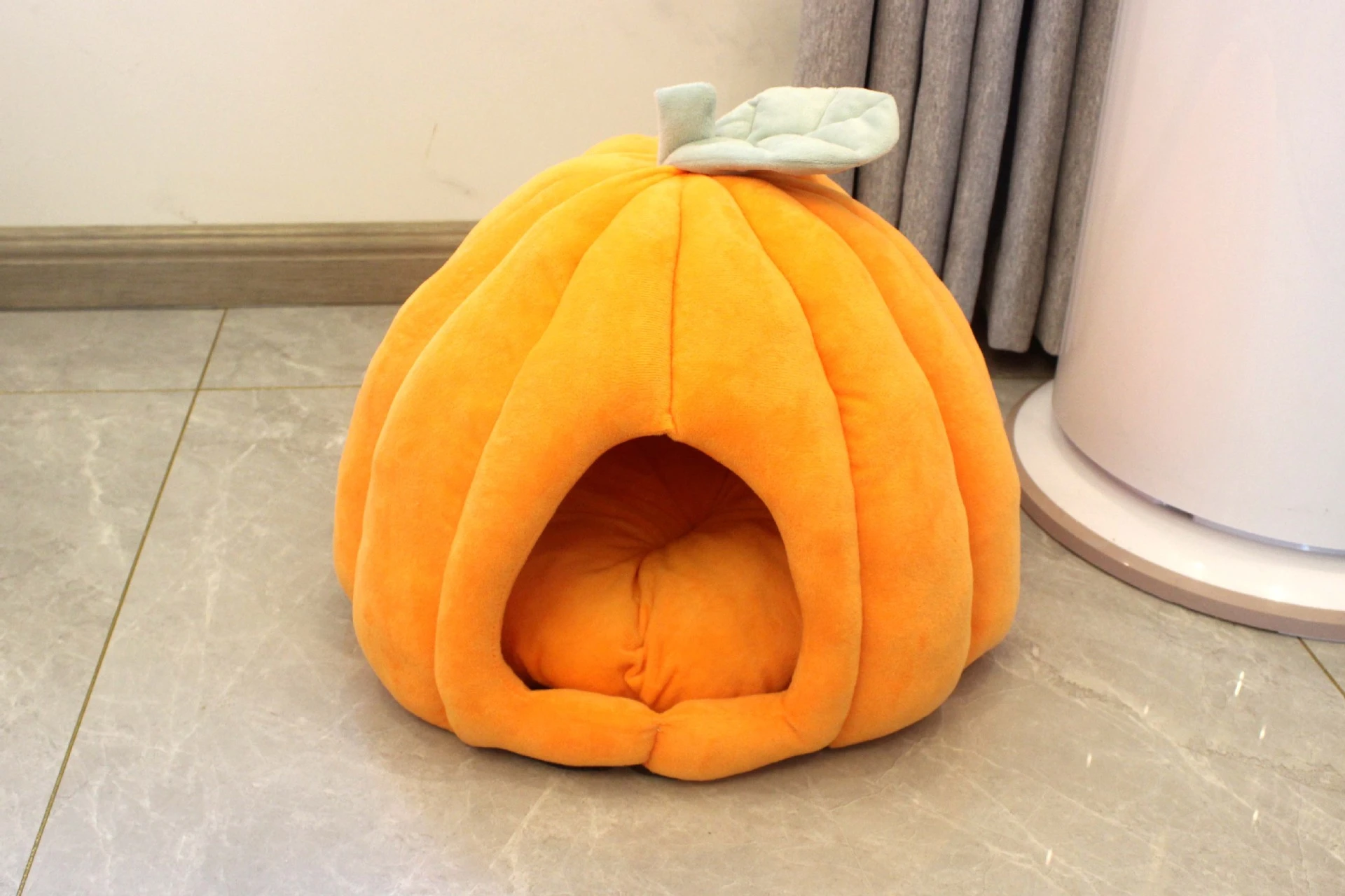 New Arrival Stylish Multi Style Pumpkin Washable Luxury Large Bed Wool ...